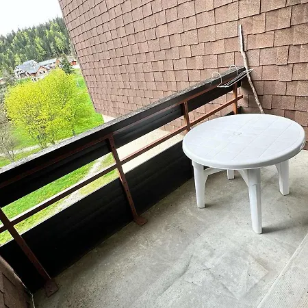 Apartment Au Pied Des Pistes Avec Balcon, Parking Et Proche Randonnees - 38250 - Fr-1-515-202